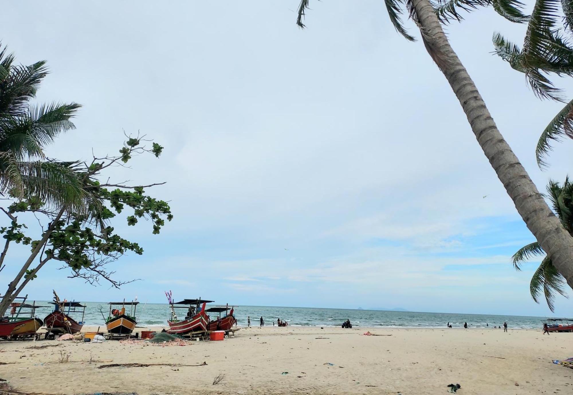 Irama Resort Amir Yjs , Pantai Irama Бачок Экстерьер фото